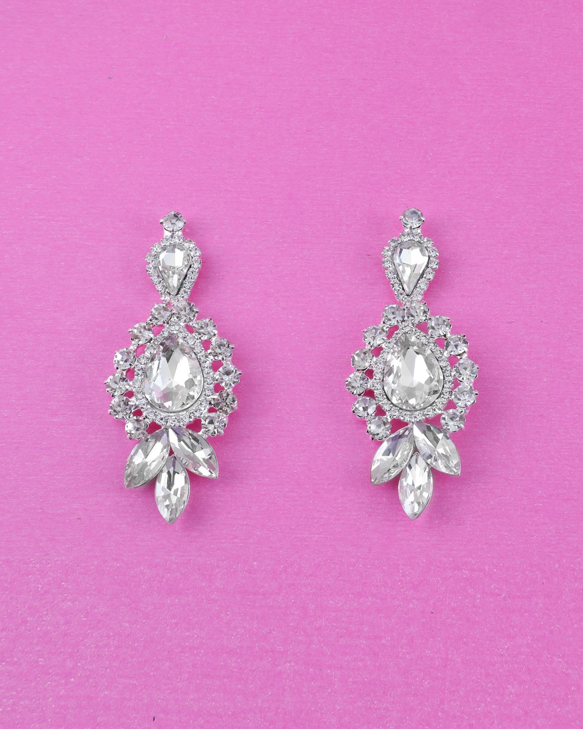 Adel Kristal Tasli Kupe Gelin Urunlerinde Adel Kristal Tasli Kupe Gelin Urunlerinde