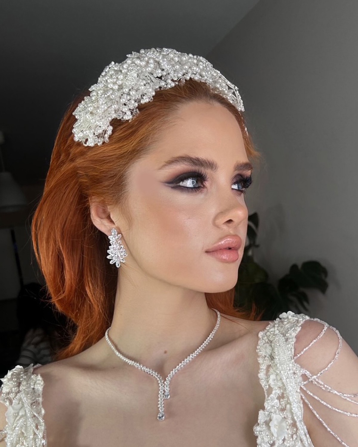 Mango Zircon Stone And Pearl Hair Accessories Buy Now. Mango Zircon Stone And Pearl Hair Accessories Buy Now.