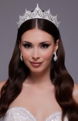 types of bridal crowns engagement crowns wedding crown jewelry royal crown queen crown diadem tiara