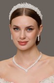 types of bridal crowns engagement crowns wedding crown jewelry royal crown queen crown diadem tiara