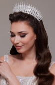 types of bridal crowns engagement crowns wedding crown jewelry royal crown queen crown diadem tiara