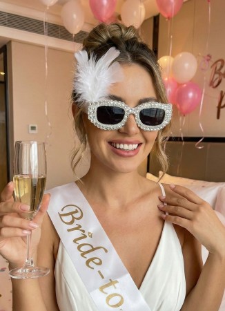 Party glasses bride to be party decorations