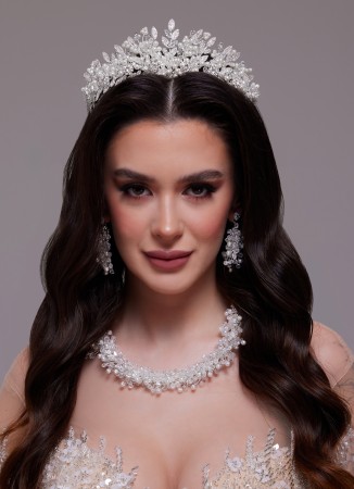 Bridal Crown Models Design Wedding Engagement Henna