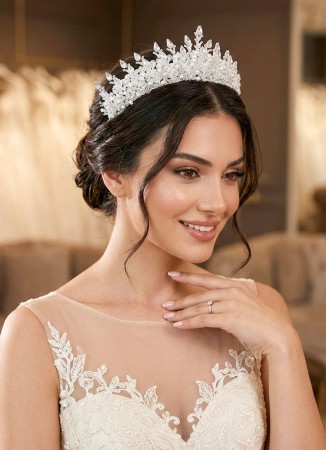 Bridal Crown Models Design Wedding Engagement