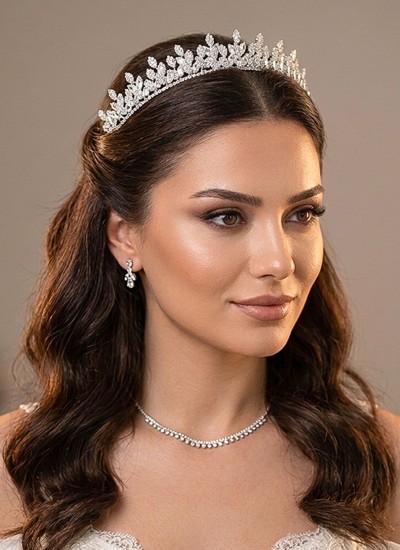 Bridal Crown Models Design Wedding Engagement Henna